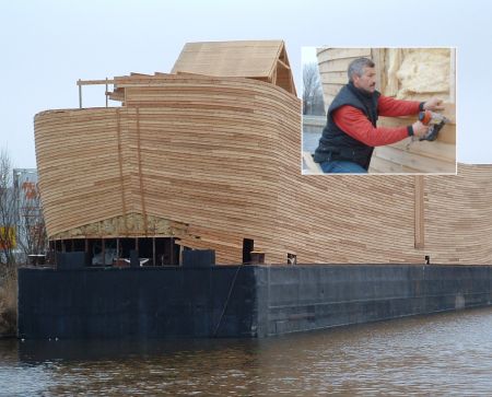 Голландец построил копию Ковчега Ноя