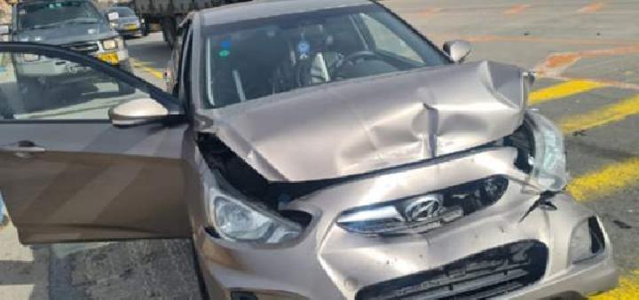 Машина Идана после аварии