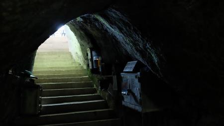 Пещера АБАЙЕ и Равы <span>фото: М. Каспинов</span>