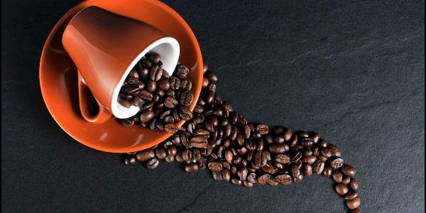 Разбираемся с вредом от кофе и энергетических напитков