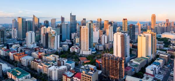 Как китайцы отстроили 9-этажный Бейт-Хабад в Маниле