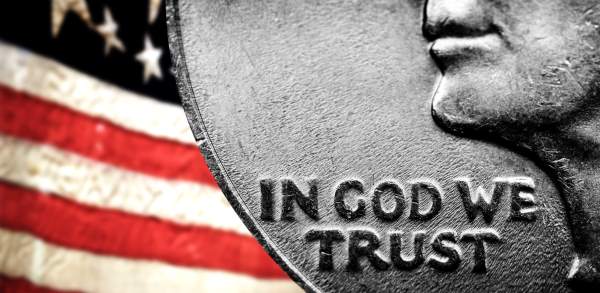 Американские монеты:  «In God We Trust»